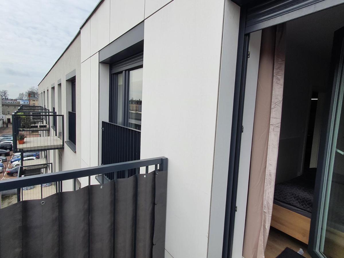 Apartament Skarbowa & Parking Leszno  Dış mekan fotoğraf