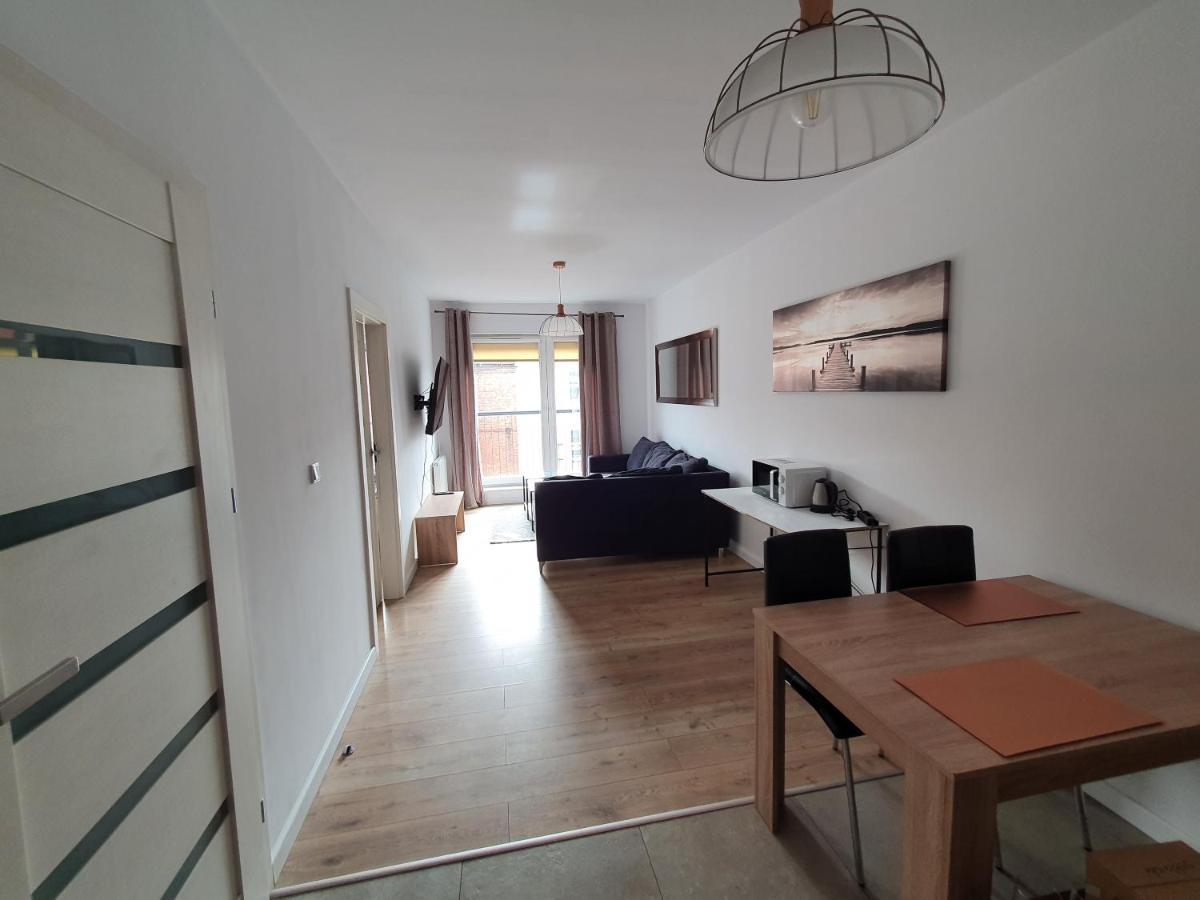 Apartament Skarbowa & Parking Leszno  Dış mekan fotoğraf